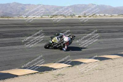 media/Jan-16-2026-CVMA Friday Practice (Fri) [[6f2bf47531]]/5-Racer 4-Trackday1/Session 2 (Bowl)/